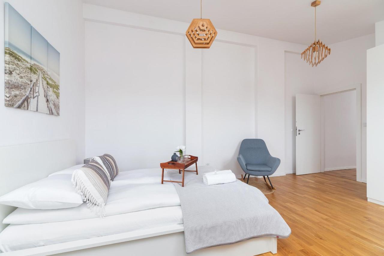 Radziwillowska Apartment Cracow Planty By Noclegi Renters Krakow Dış mekan fotoğraf