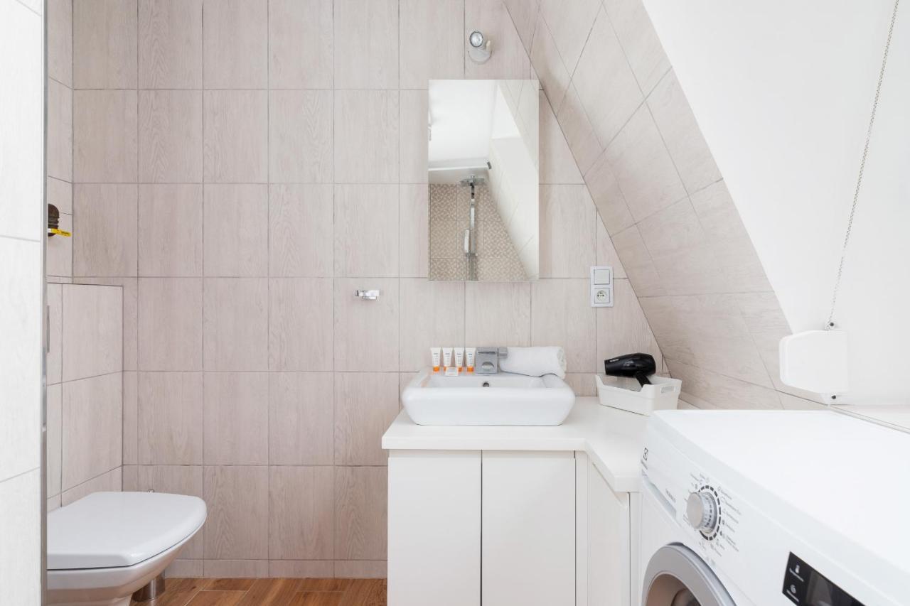 Radziwillowska Apartment Cracow Planty By Noclegi Renters Krakow Dış mekan fotoğraf
