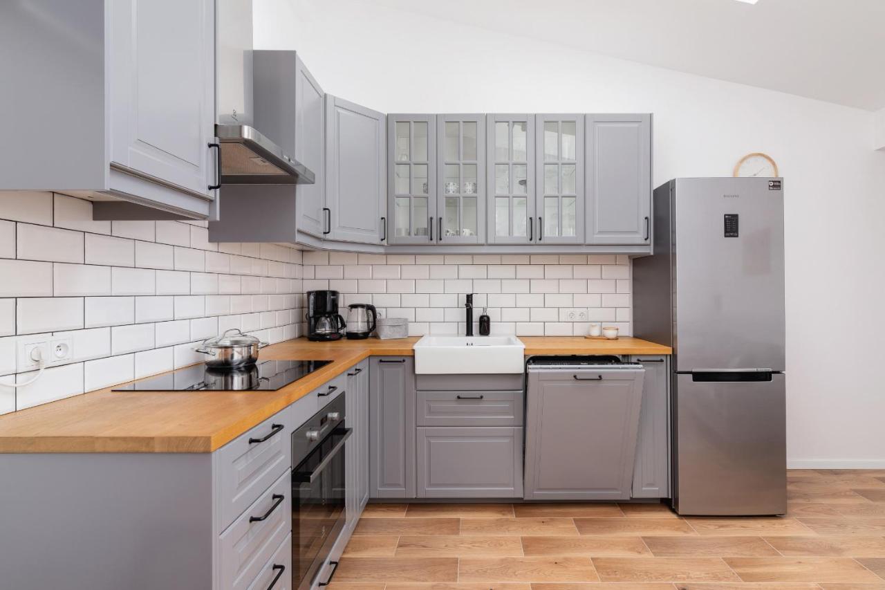 Radziwillowska Apartment Cracow Planty By Noclegi Renters Krakow Dış mekan fotoğraf