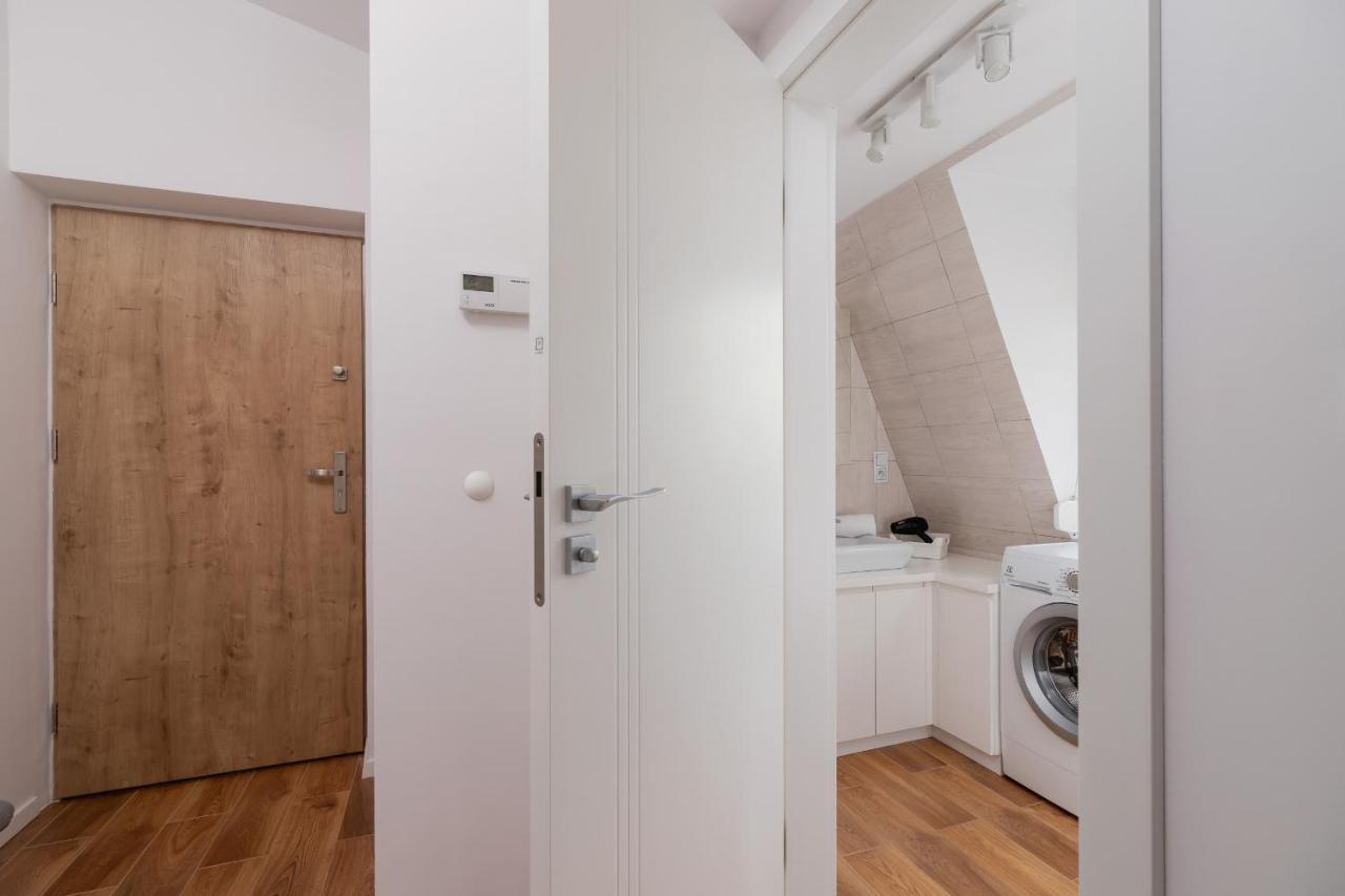 Radziwillowska Apartment Cracow Planty By Noclegi Renters Krakow Dış mekan fotoğraf