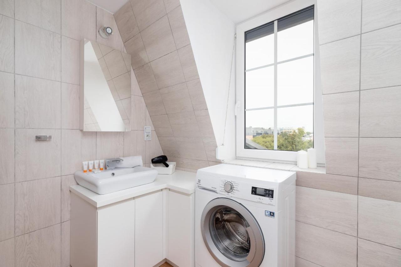 Radziwillowska Apartment Cracow Planty By Noclegi Renters Krakow Dış mekan fotoğraf