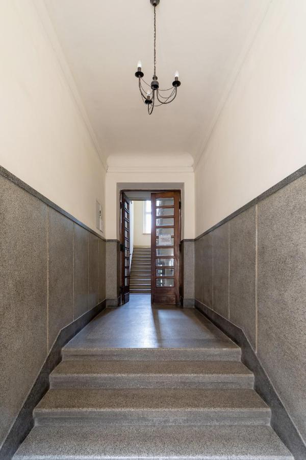 Radziwillowska Apartment Cracow Planty By Noclegi Renters Krakow Dış mekan fotoğraf